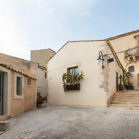 Villa Edda Noto