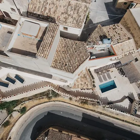 Edda * נוטו
